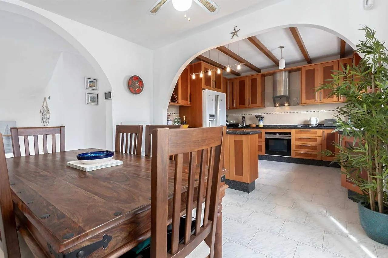 Villa Casa Jerez 14 En Nerja